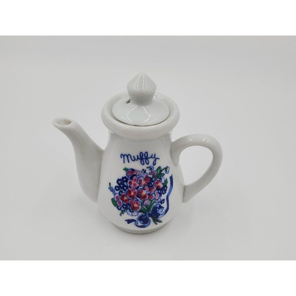 Vintage Muffy Vanderbear Tea Set With Box One Tea Cup Broken - Picture 10 of 14